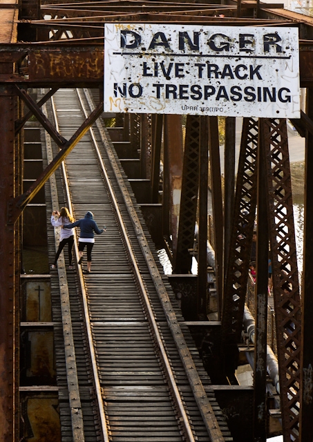 santa cruz boardwalk train tracks bridge