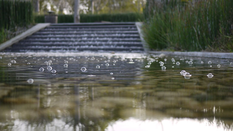 march 2011 water fountain bubbles surface trickle
