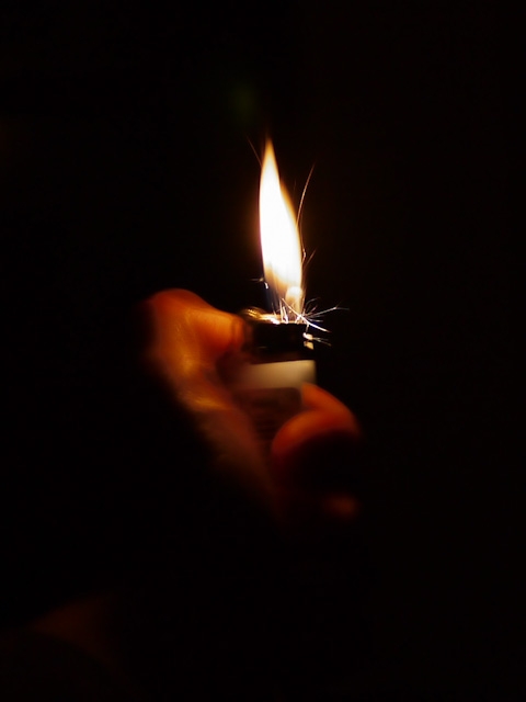 march 2011 lighter sparks flint
